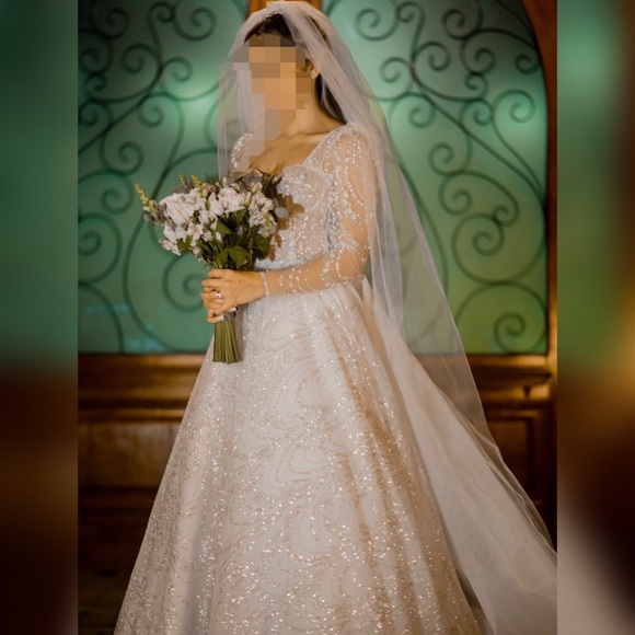 Wedding dress